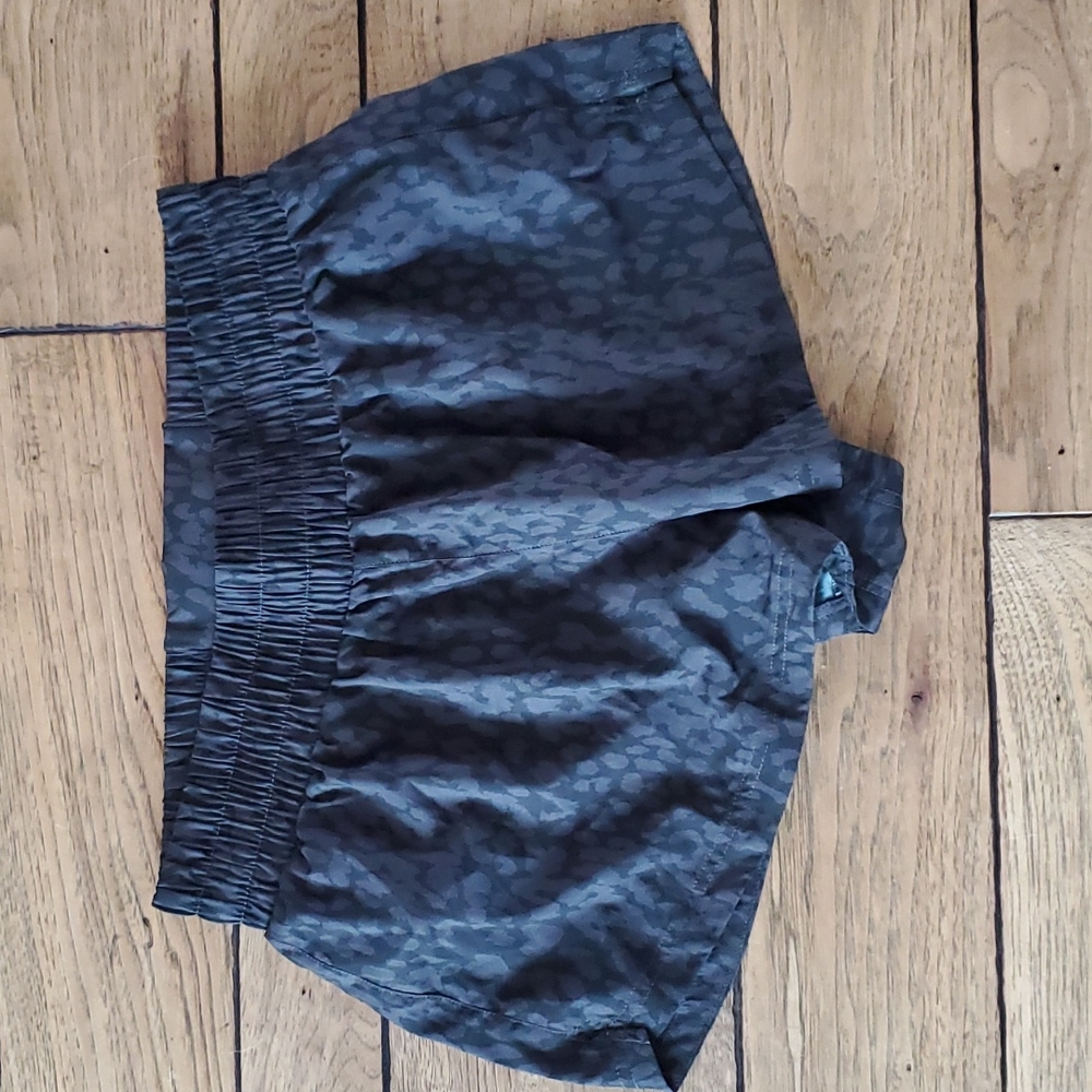 Varley Kallin Short